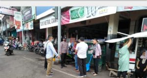 Cegah Penyebaran Covid-19 Jajaran Polsek Ciamis Gelar Operasi di Pasar