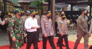 Polri-TNI Gelar Vaksinasi Massal di Jaksel, Persilakan Warga Datang