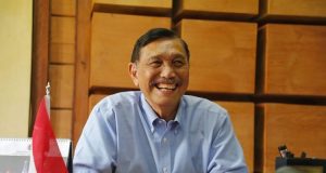 Disalurkan lewat TNI-Polri, Ini Rincian Paket Bansos dan Obat Gratis