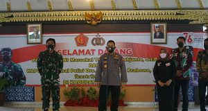 Panglima TNI dan Kapolri tinjau penerapan aplikasi Silacak di Sleman