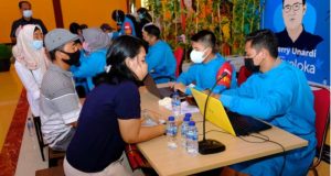 Gerai Vaksin Presisi Kembali Polda Kaltim Gelar Untuk Masyarakat di Universitas Mulia Balikpapan