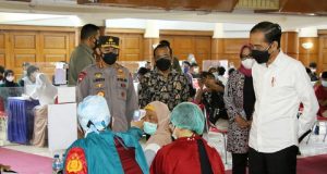 Polri Gelar Vaksinasi Merdeka Se-Indonesia, Sinergi dengan BEM dan OKP