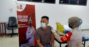 TNI-Polri percepat penanganan lewat serbuan vaksinasi di Sulawesi Utara