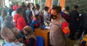 Gerai Vaksin TNI-POLRI, Kapolsek Cisompet: 130 Orang yang Divaksin