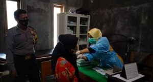 Polsek Doro Lakukan Pengamanan Vaksinasi COVID19 Bagi Ibu Hamil