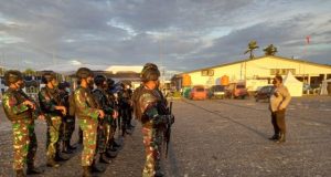 TNI-Polri Lakukan Pengamanan Pembukaan Cabor Aeremodeling