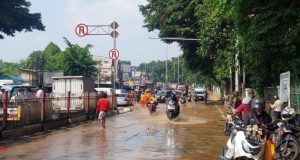 Hujan Mengguyur, DKI Jakarta Darurat Banjir! Krisis Banjir Melanda DKI Jakarta. Sumber Suara.