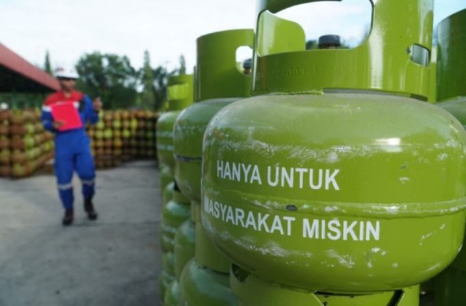 Mulai 1 Juni 2024, Pembelian LPG 3 Kg Wajib Menggunakan KTP. Sumber NiagaAsia.