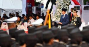 Respons Presiden Joko Widodo Terhadap Profesionalitas Polri dalam Menghadapi Tantangan Kejahatan Transnasional Respons Presiden Joko Widodo Terhadap Profesionalitas Polri dalam Menghadapi Tantangan Kejahatan Transnasional