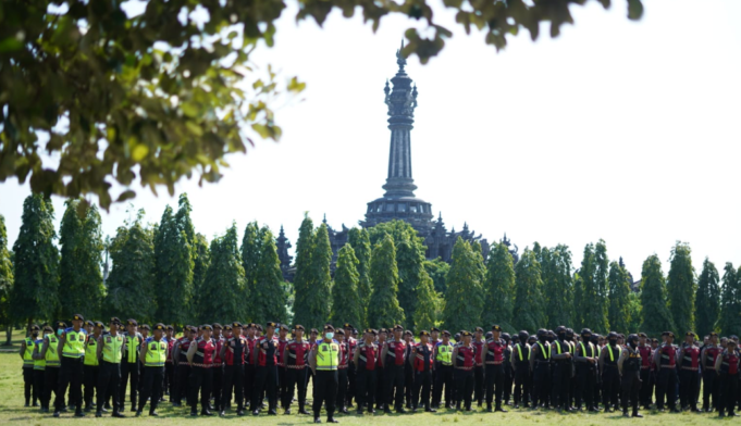 POLRI menggelar latihan praoperasi (Latpraops) untuk pengamanan High-Level Forum on Multi-Stakeholders Partnerships (HLF MSP) dan Indonesia-Africa Forum (IAF) ke-2