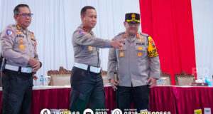 Wamenhub dan Kakorlantas Tinjau Pos Terpadu Pejagan untuk Pastikan Kelancaran Arus Lalu Lintas