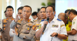 Simulasi TFG di Pelabuhan, Korlantas Antisipasi Lonjakan Kendaraan Saat Natal dan Tahun Baru Simulasi TFG di Pelabuhan, Korlantas Antisipasi Lonjakan Kendaraan Saat Nataru