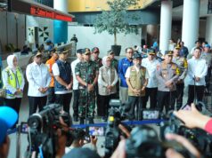 Kapolri-Kakorlantas Pastikan Kesiapan Infrastruktur Mudik di Tol Cikampek dan Pelabuhan Merak Kapolri Jenderal Listyo Sigit Prabowo