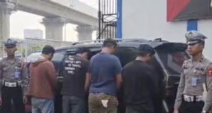 Polantas Cikampek Gagalkan Pencurian Ban Serep, 4 Pelaku Ditangkap Pelaku Pencurian Ban Serep di Tol Cikampek
