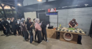 Kakorlantas Kirim Paket Buka Puasa ke Redaksi Televisi, Perkuat Sinergi Media Mudik 2026 Kakorlantas Bagikan Paket Buka Puasa ke Redaksi, Simbol Sinergi Polri dan Media