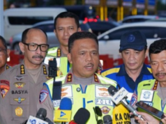 One Way Berlaku di Tol, Kakorlantas Tegaskan Arteri Tetap Terkendali Kakorlantas Pastikan Jalur Arteri Tetap Lancar di Tengah One Way Nasional