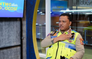 Kakorlantas Tegaskan Negara Hadir Layani Pemudik pada Operasi Ketupat 2026 Kakorlantas Tegaskan Negara Hadir Layani Pemudik pada Operasi Ketupat 2026