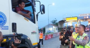 Patroli Intensif Kakorlantas, Momen Pengendalian Arus Balik Lebaran Momen Kakorlantas Patroli Tol Trans Jawa untuk Urai Kepadatan Arus Balik