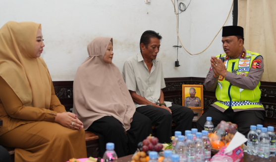 Kakorlantas Kenang Bripka Fajar Permana, Pahlawan di Balik Sukses Operasi Ketupat 2026 Kakorlantas Kenang Bripka Fajar Permana, Pahlawan di Balik Sukses Operasi Ketupat 2026