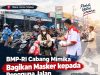 BMP-RI Cabang Mimika Bagikan Masker kepada Pengguna Jalan di Tengah Kabut Asap