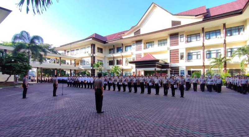 Polda-Gorontalo-Buka-Posko-Pengaduan-Guna-Berantas-Pinjol-Ilegal.j