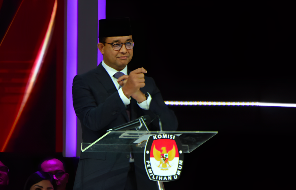 Anies-Bahasa-Isyarat