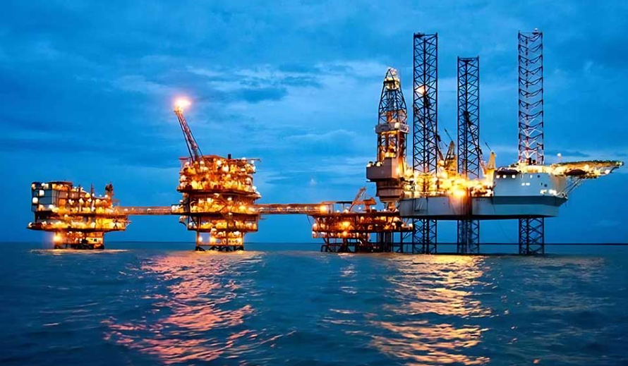 Harga Minyak Dunia Anjlok Usai Iran Tak Ganggu Jalur Energi Selat Hormuz