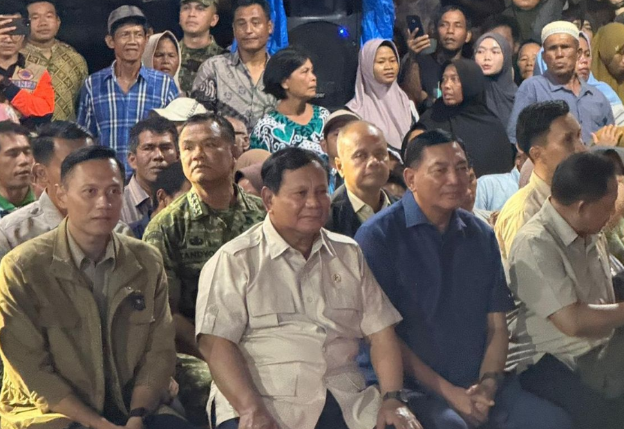 Prabowo Tegaskan Pemerintah Terbuka Terima Bantuan untuk Korban Banjir Sumatra