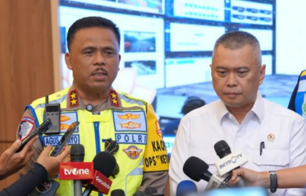 Kakorlantas Pantau Arus Mudik di JMTC, Lalu Lintas Meningkat namun Masih Terkendali